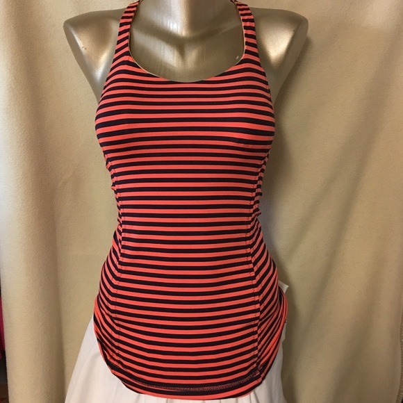 Lululemon ‎ free to be tank NULU - Picture 1 of 5